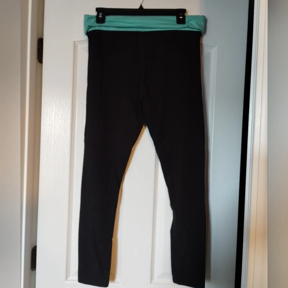 No Boundaries trendy leggings